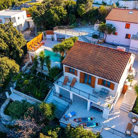 Adriatic Breeze - Sea View With Pool Near Korcula ヴィラ *