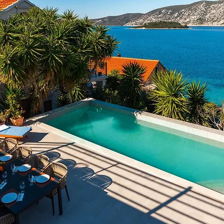 Adriatic Breeze - Sea View With Pool Near Korcula ヴィラ *