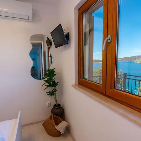 Adriatic Breeze - Sea View With Pool Near Korcula